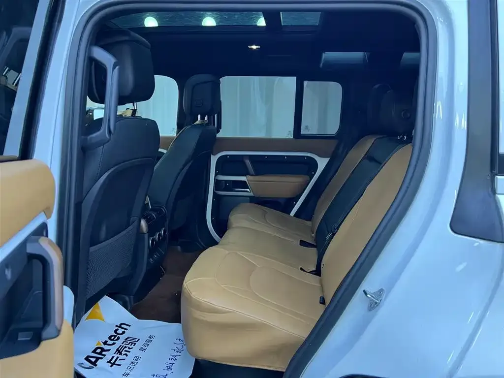 Land Rover Defender 2024 из CN, фото 6