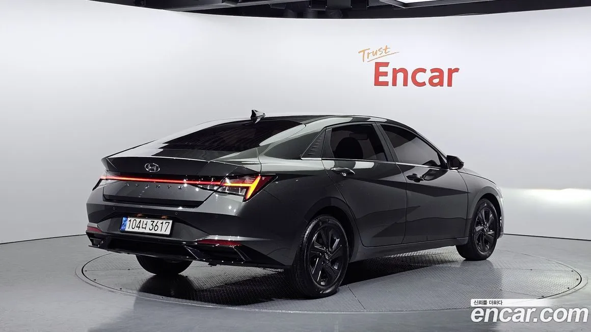 Hyundai AVANTE — фото 2