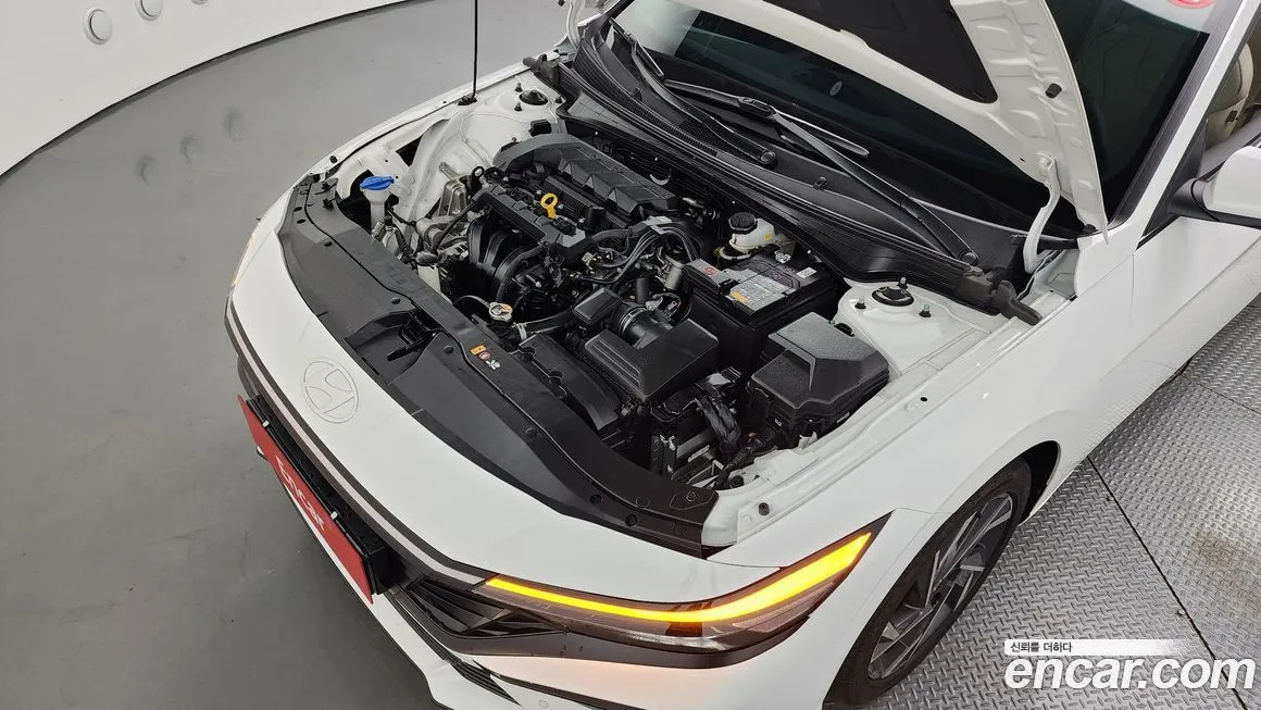 Hyundai AVANTE — фото 6