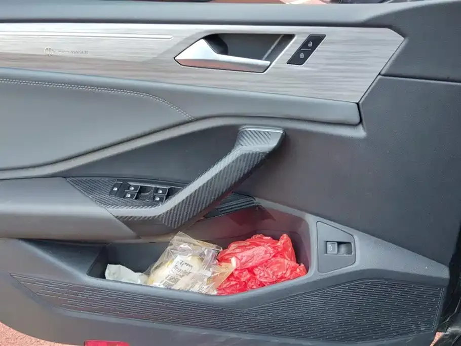 Volkswagen Sagitar 2024 из CN, фото 7