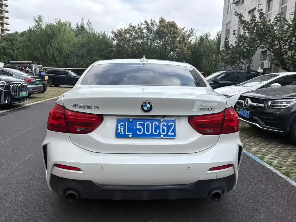 BMW 1 Series 2022 из CN, фото 5