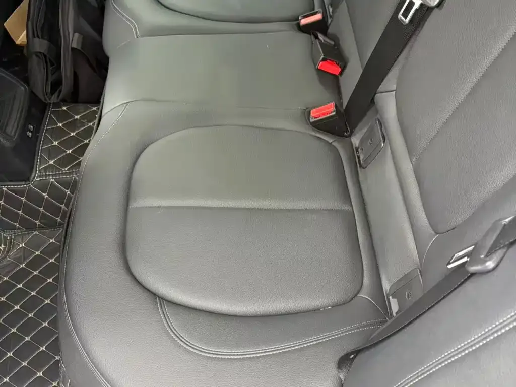 BMW 1 Series 2022 из CN, фото 8