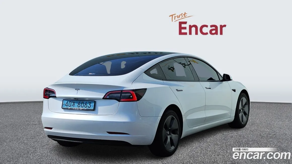 Tesla Model 3 2022 из KR, фото 2