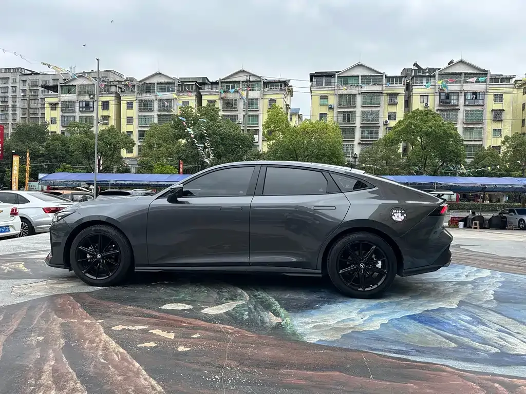 Changan UNI-V 2023 из CN, фото 8