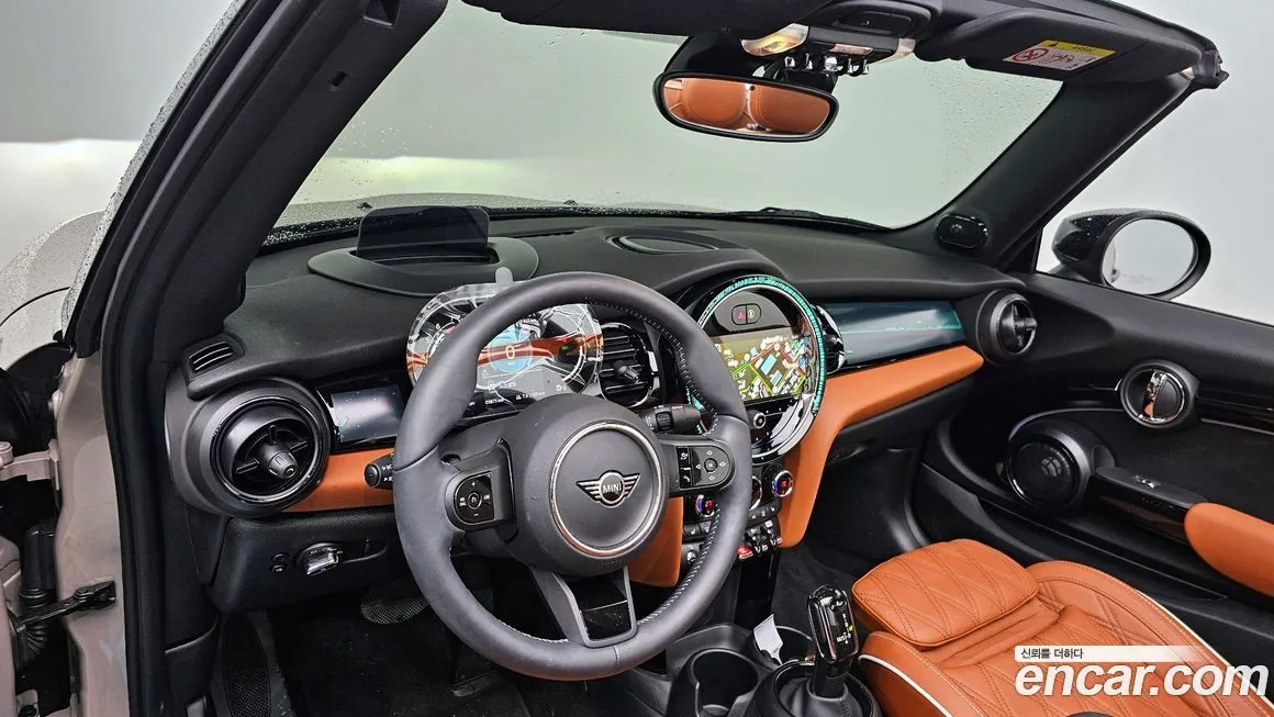 Mini Cooper Convertible 2024 из KR, фото 7