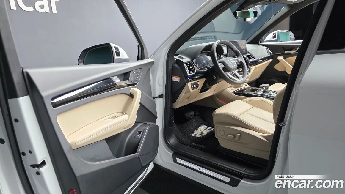 Audi Q5 2024 из KR, фото 10