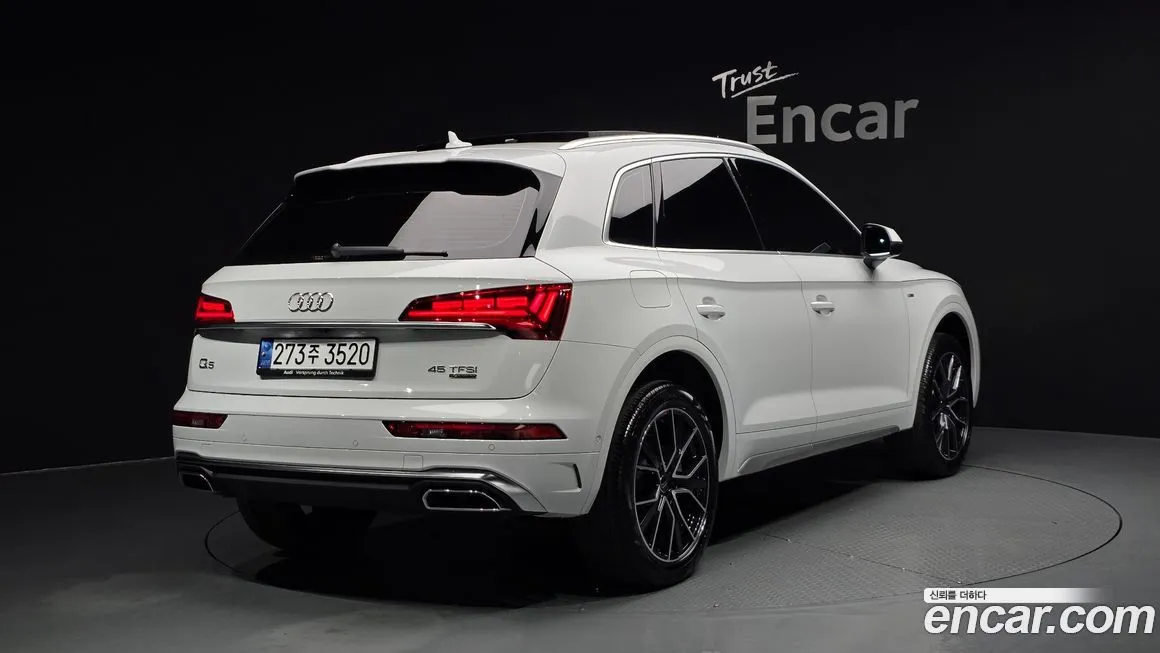 Audi Q5 2024 из KR, фото 2
