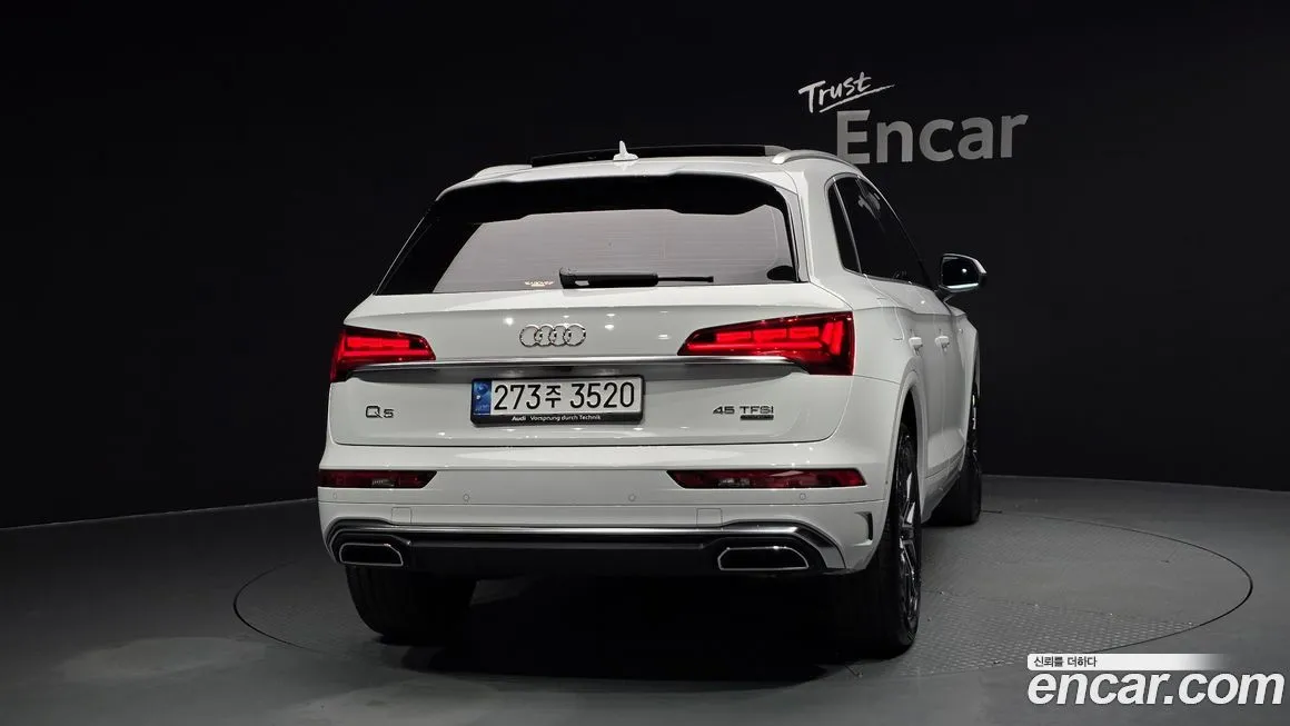 Audi Q5 2024 из KR, фото 4