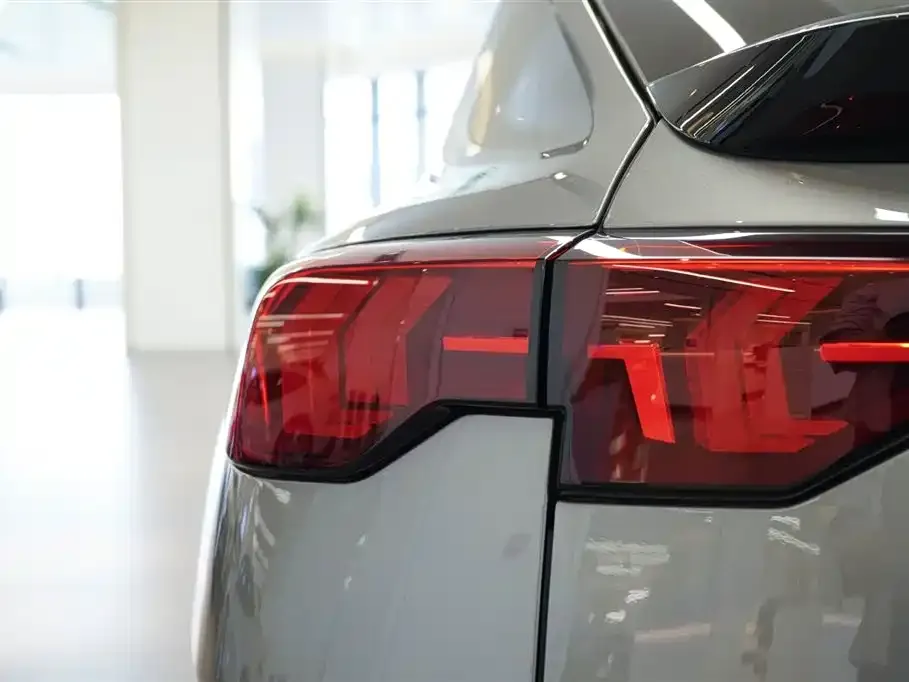 BMW X2 (Import) 2024 из CN, фото 9