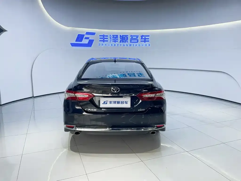 Toyota Camry 2023 из CN, фото 5