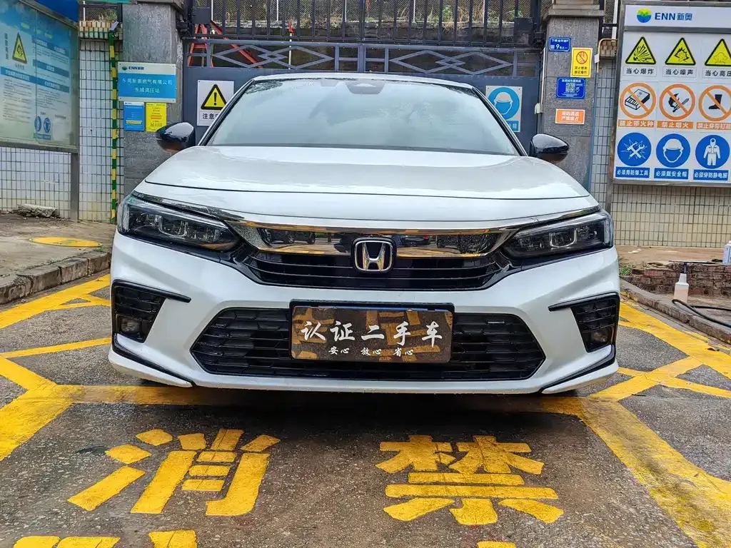 Honda Civic 2023 из CN, фото 2