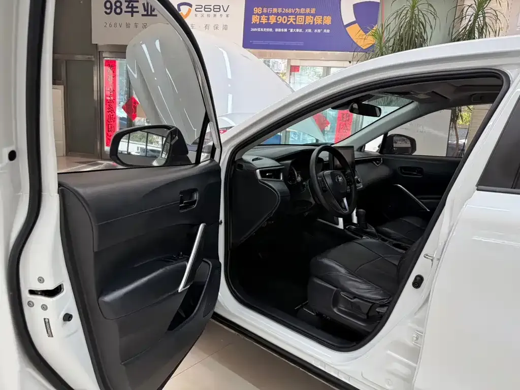 Toyota Frontlander 2022 из CN, фото 8
