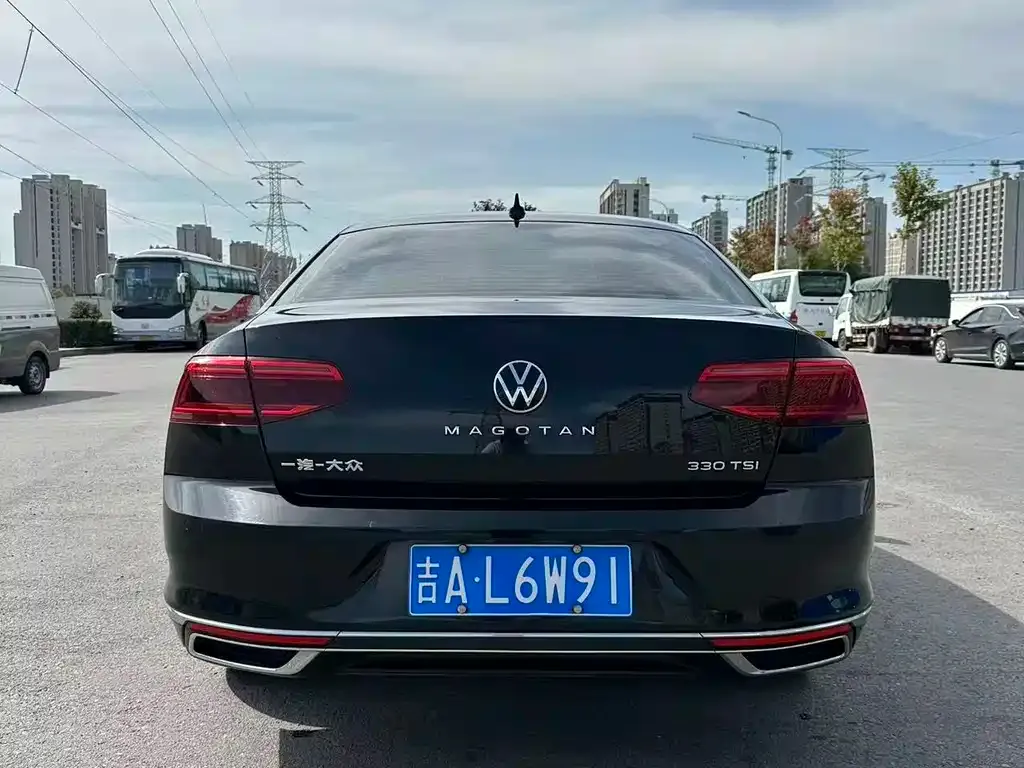 Volkswagen Magotan 2022 из CN, фото 8