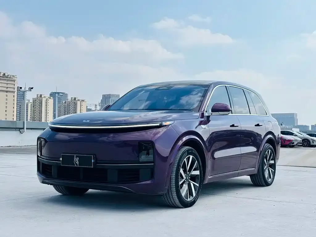Li Auto L8 2022 из CN, фото 1