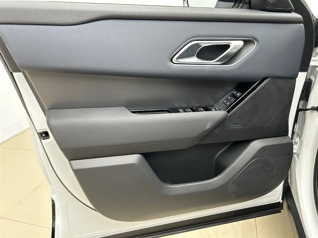 Land Rover Velar 2024 из CN, фото 8
