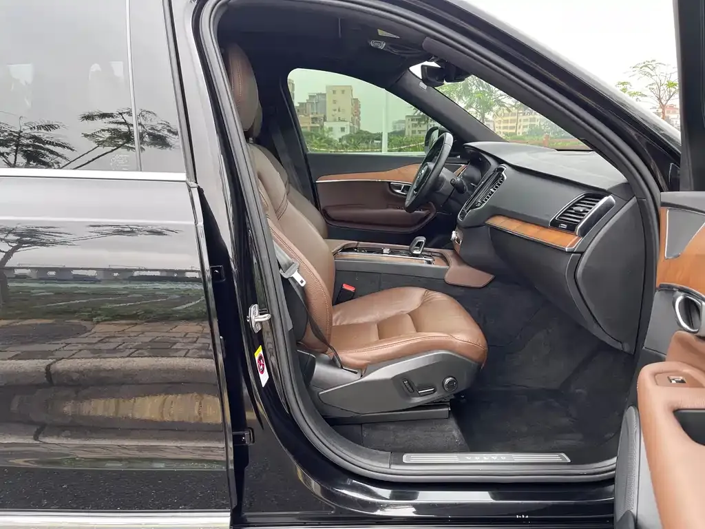 Volvo XC90 2022 из CN, фото 10