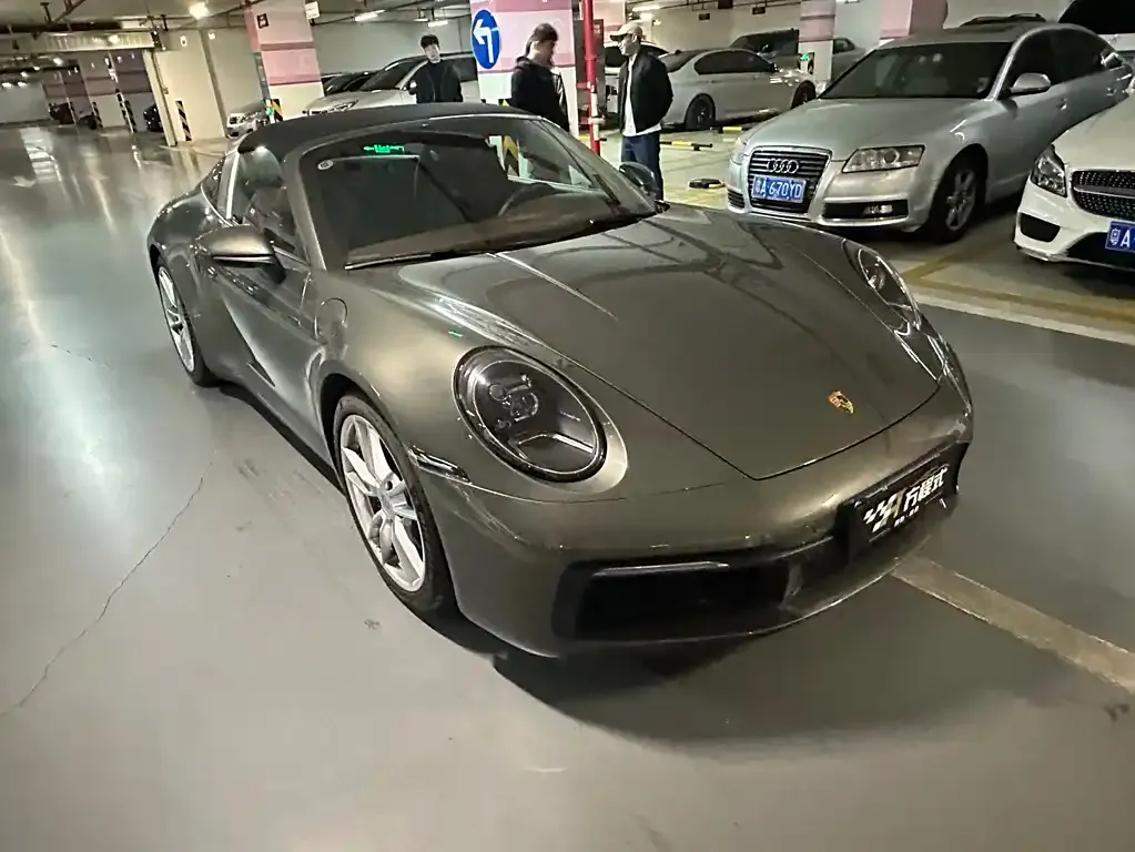 Porsche 911 2023 из CN, фото 3