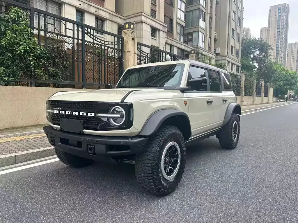 Ford Bronco 2024 из CN, фото 1
