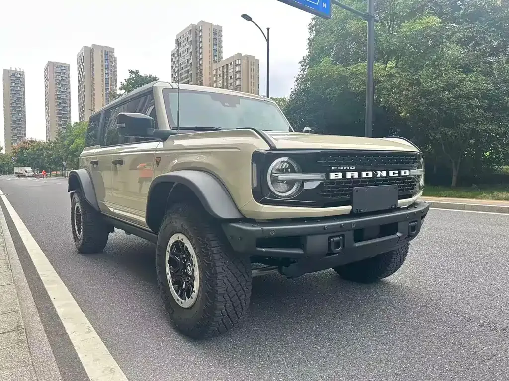 Ford Bronco 2024 из CN, фото 3