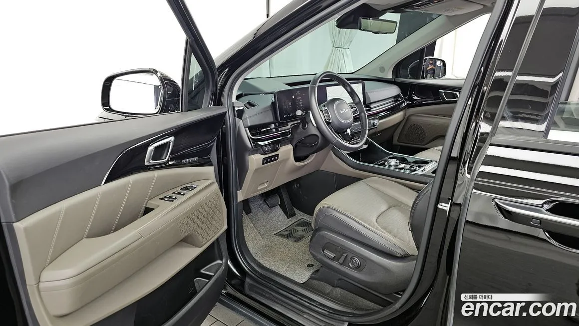 Kia Carnival — фото 10