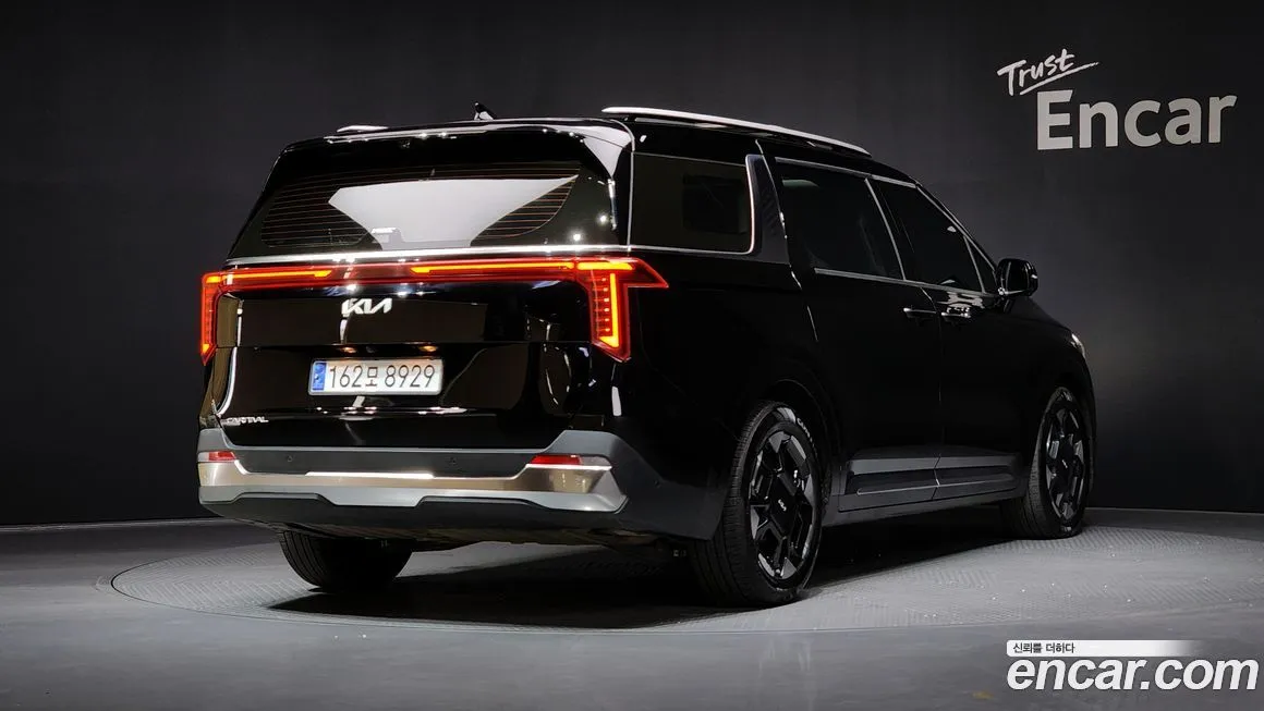 Kia Carnival — фото 2