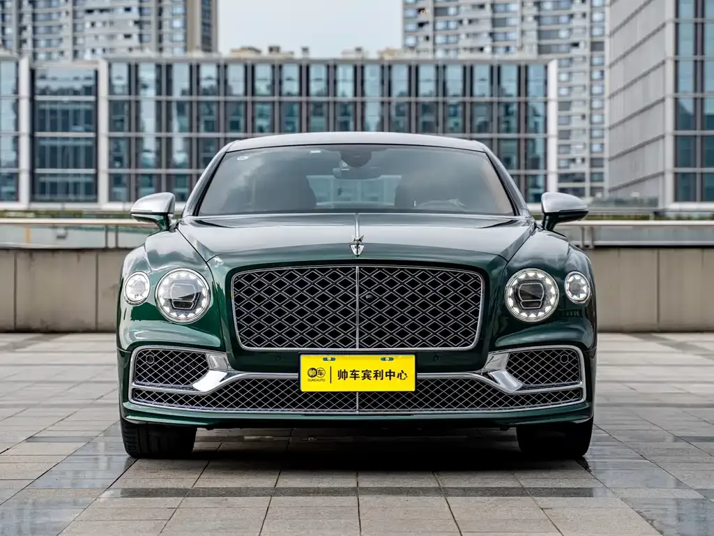 Bentley Flying Spur 2023 из CN, фото 2