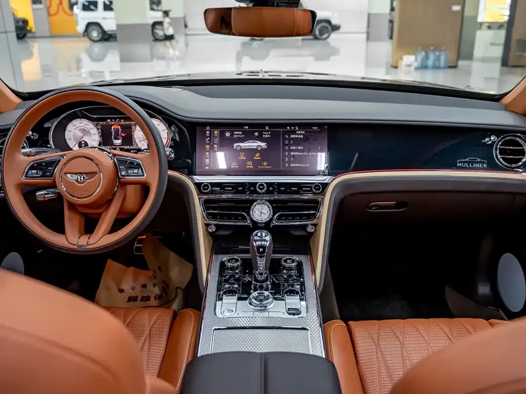Bentley Flying Spur 2023 из CN, фото 5