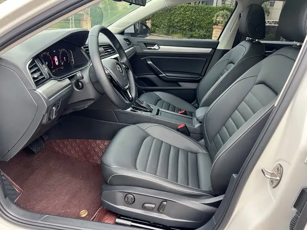 Volkswagen Lamando 2022 из CN, фото 7