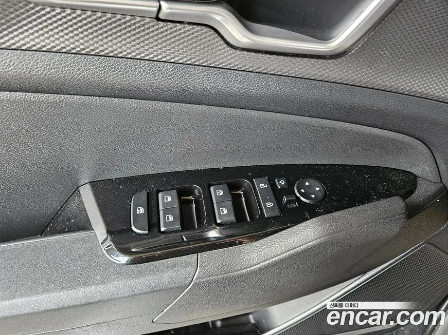 Kia Sportage — фото 8
