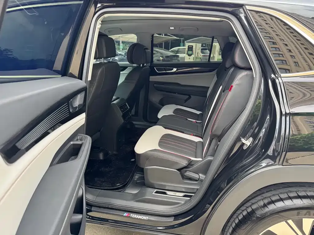Volkswagen Teramont X 2023 из CN, фото 5