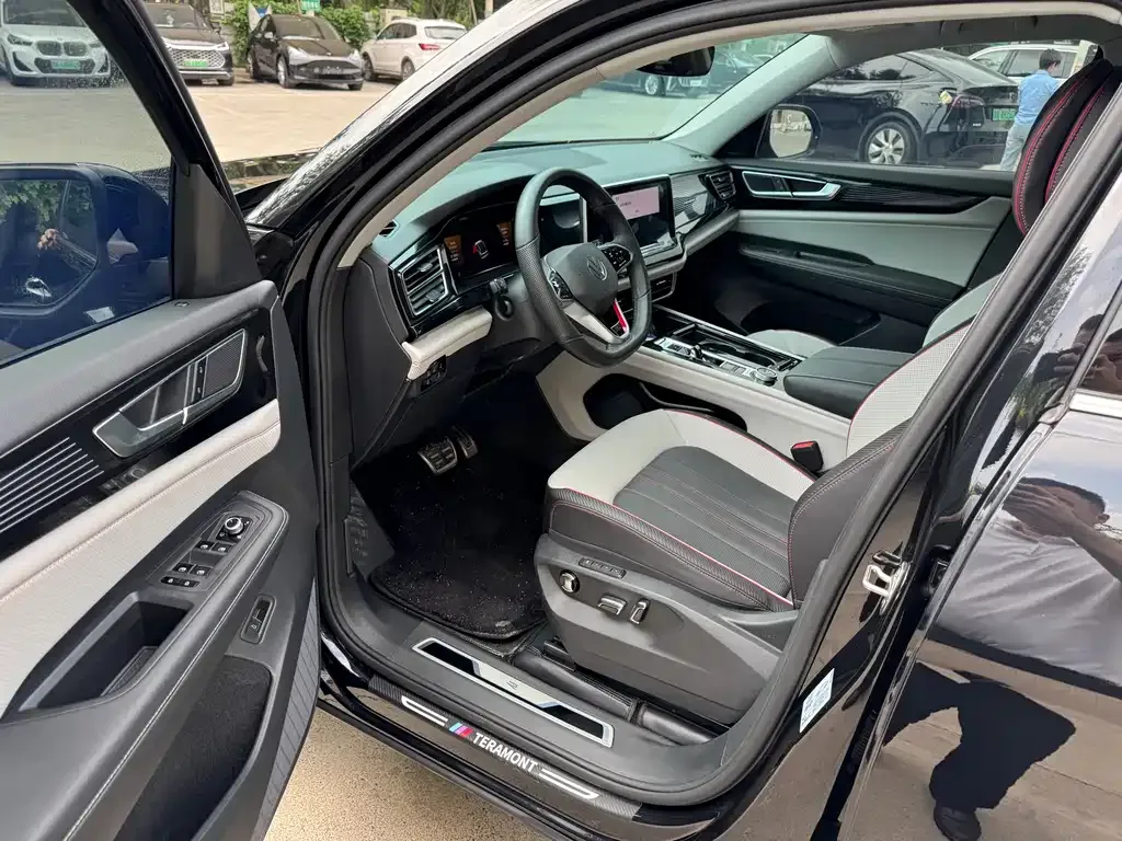 Volkswagen Teramont X 2023 из CN, фото 7