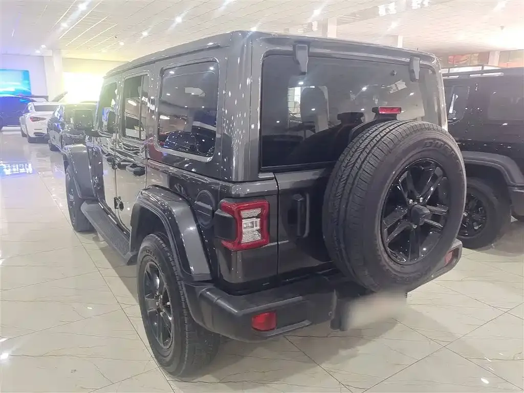Jeep Wrangler 2022 из CN, фото 5