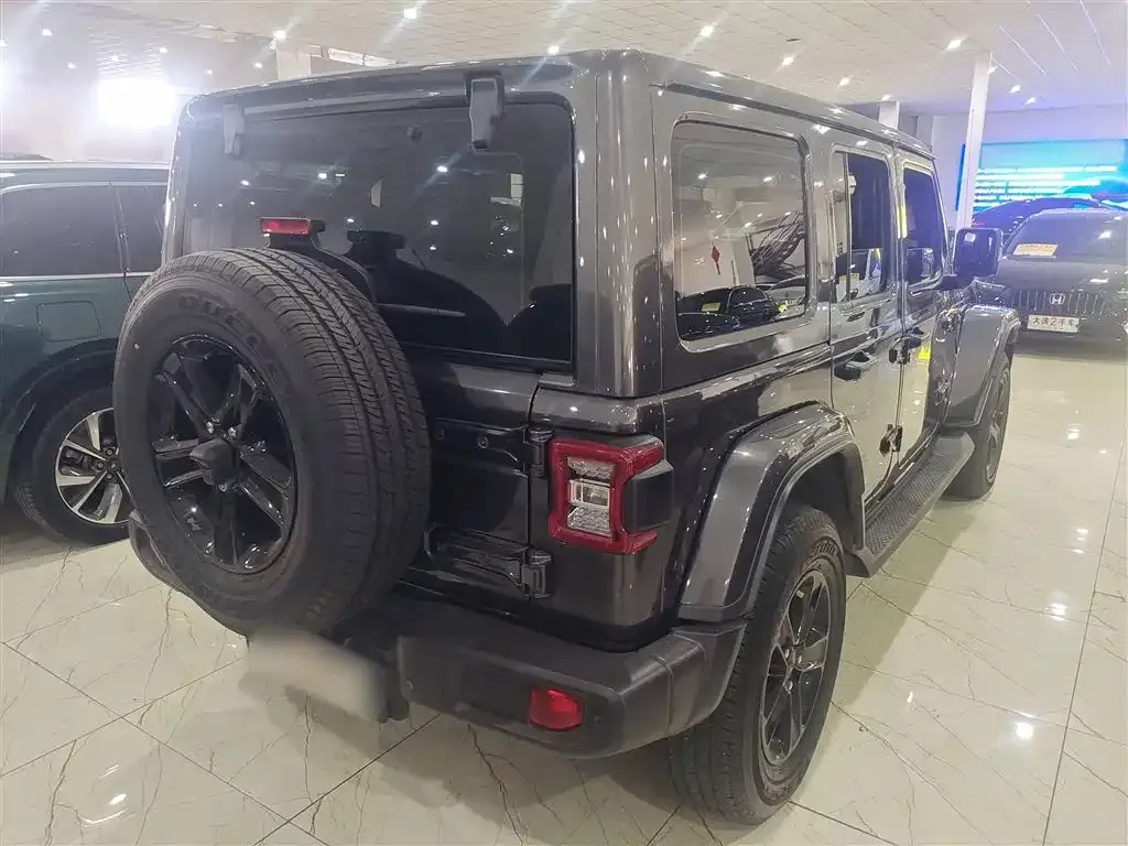 Jeep Wrangler 2022 из CN, фото 7