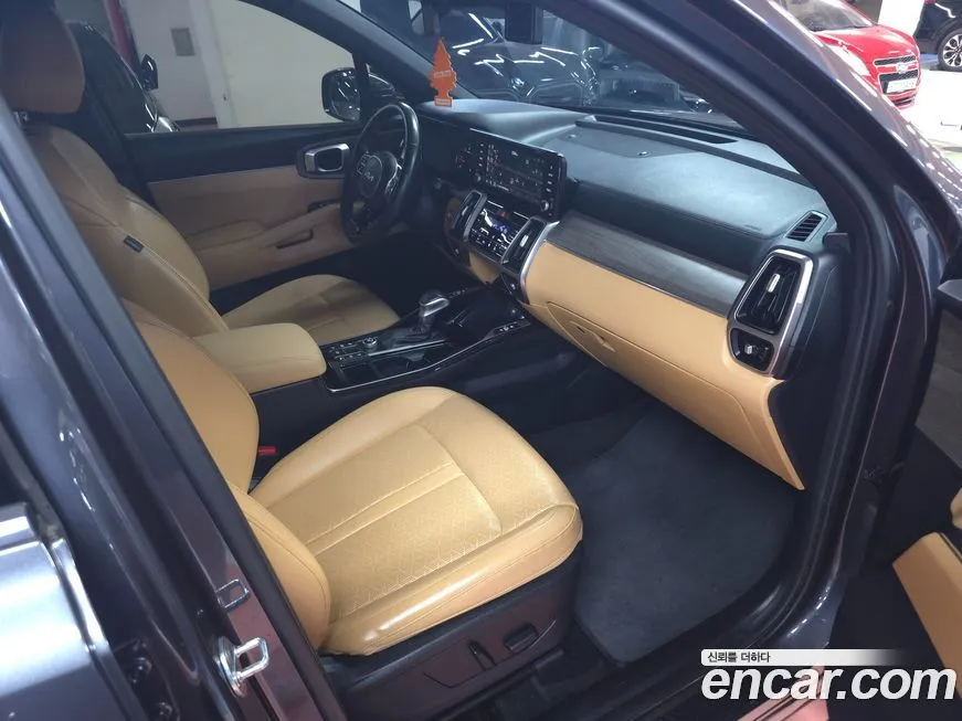 Kia Sorento — фото 10