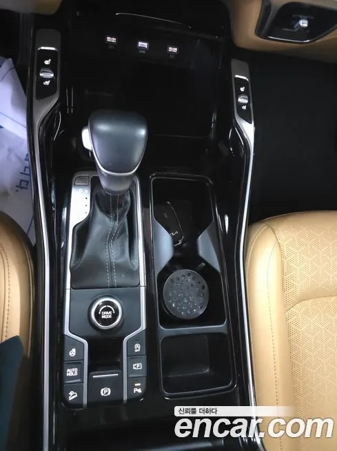 Kia Sorento — фото 9