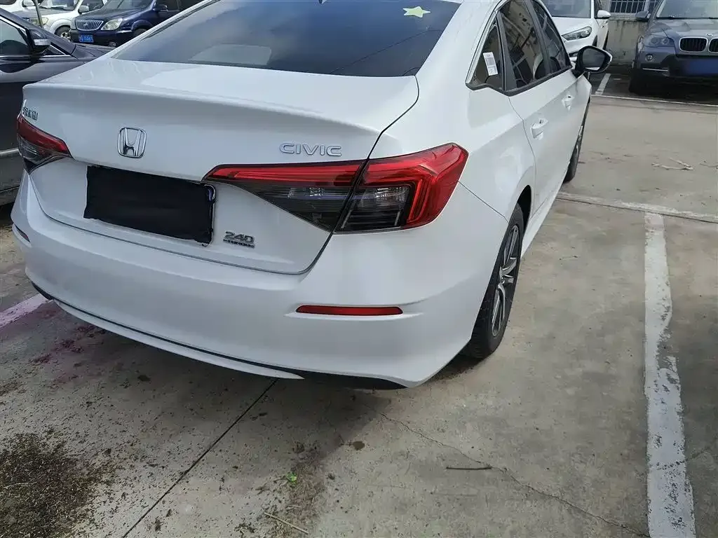 Honda Civic — фото 8