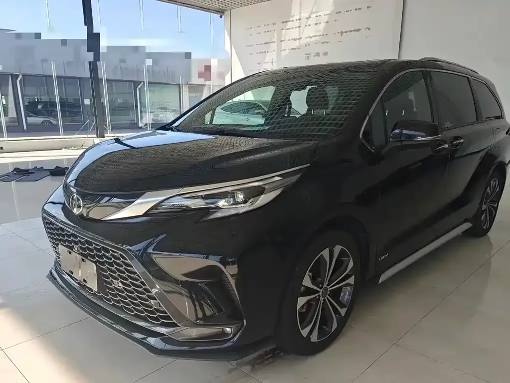 Toyota Granvia 2025 из CN, фото 2