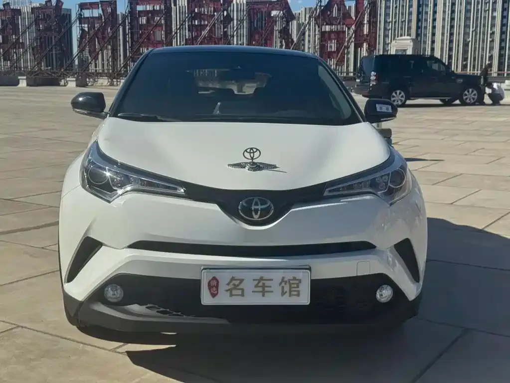 Toyota C-HR — фото 7