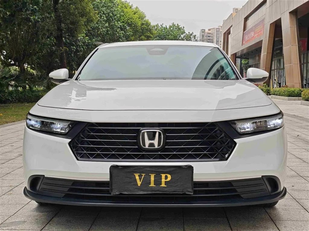 Honda Accord — фото 2