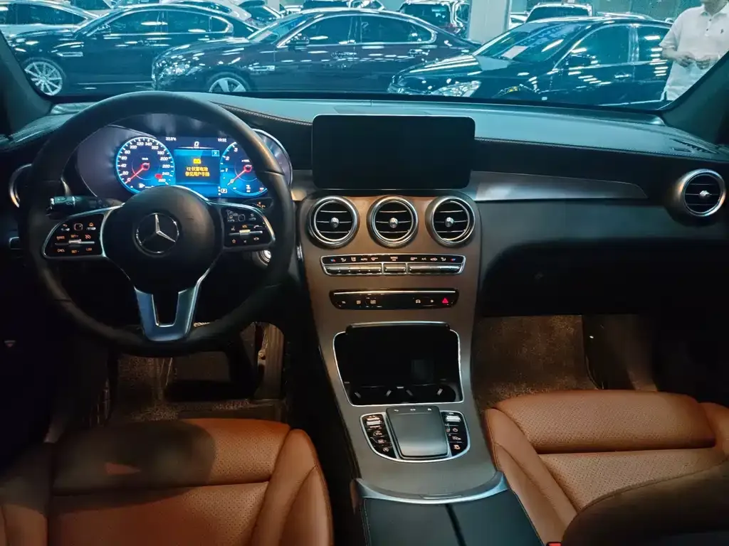 Mercedes-Benz GLC 2023 из CN, фото 6