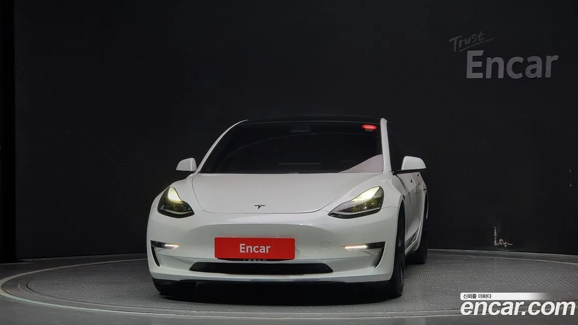 Tesla Model 3 2021 из KR, фото 3