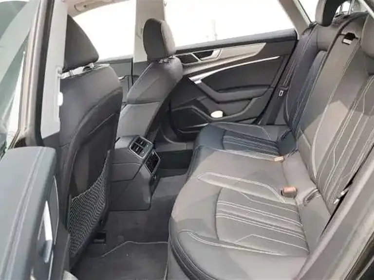 Audi A7 2024 из CN, фото 9