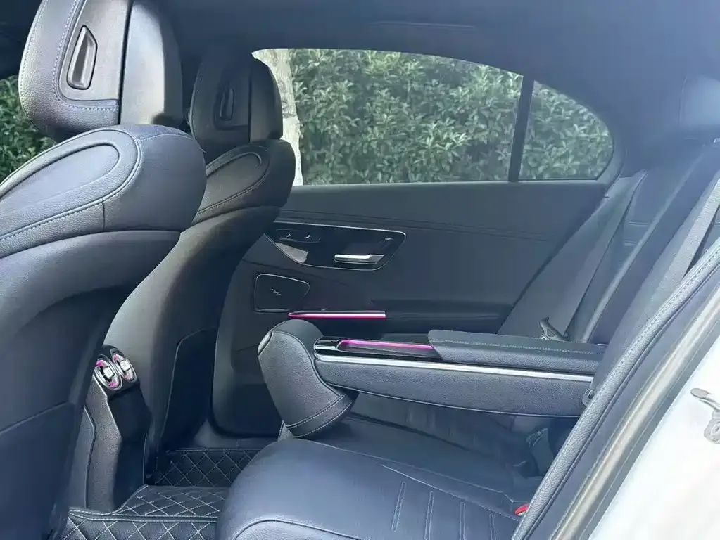 Mercedes-Benz C-Class 2024 из CN, фото 5