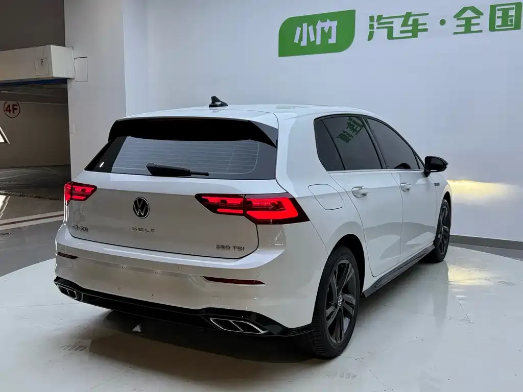 Volkswagen Golf 2022 из CN, фото 5