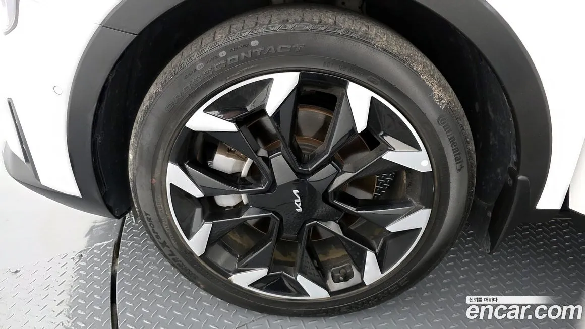 Kia Sorento — фото 5