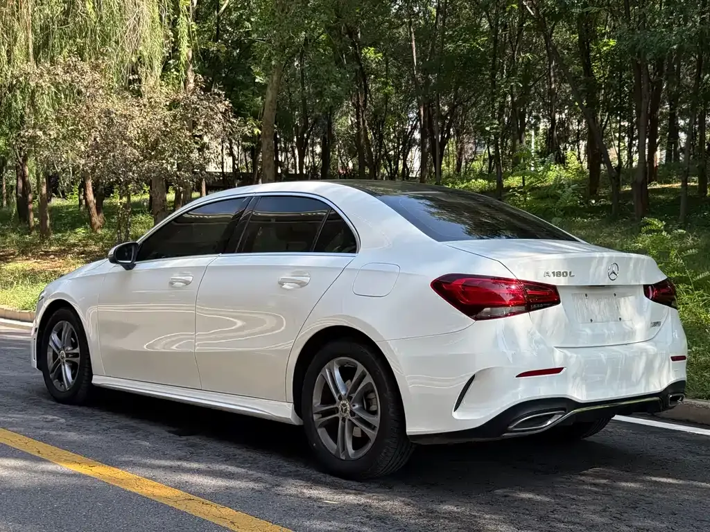 Mercedes-Benz A-Class 2022 из CN, фото 4