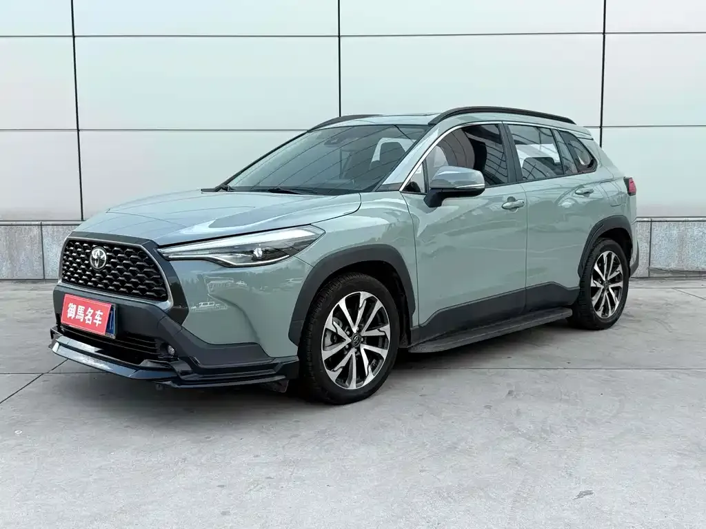 Toyota Corolla Cross 2022 из CN, фото 1