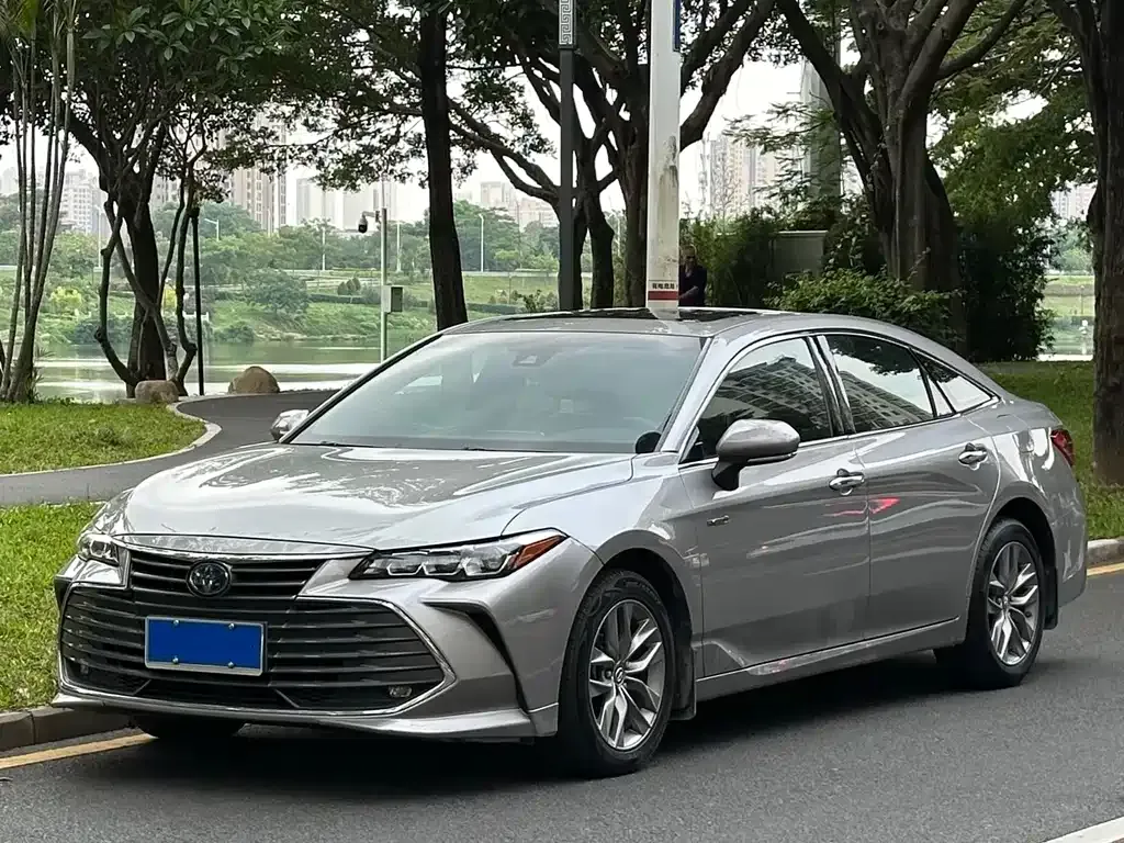 Toyota Avalon 2021 из CN, фото 1