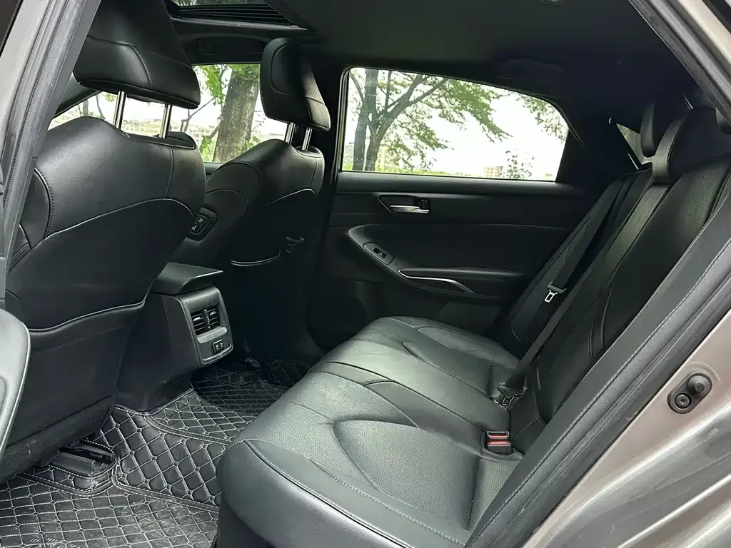 Toyota Avalon 2021 из CN, фото 5