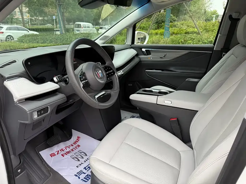 Buick GL8 2024 из CN, фото 4